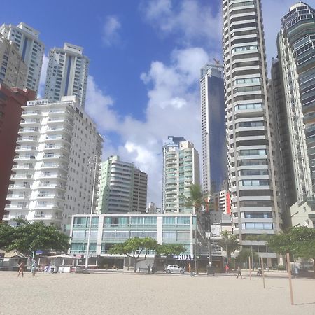 Balneario Camboriu 4 Quartos Avenida Atlantica Buitenkant foto